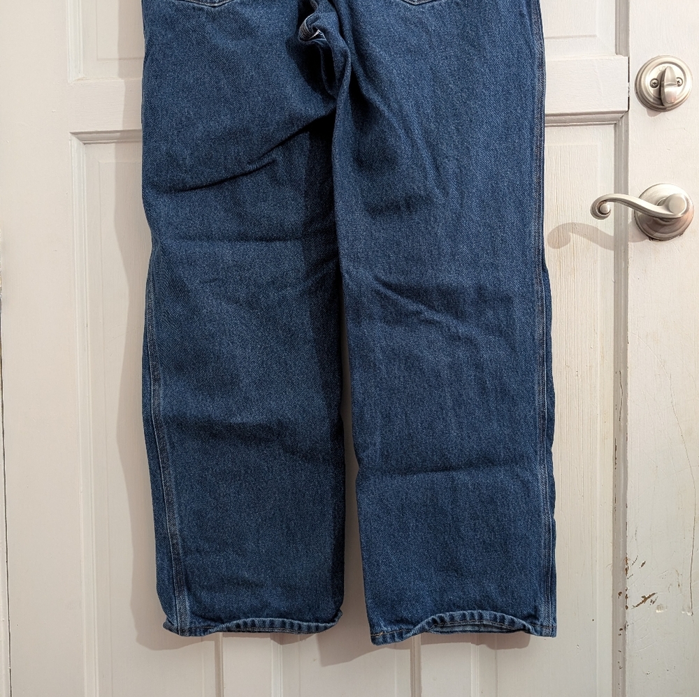 Duluth Trading Co 36x32 Relaxed Fit Blue Jeans - Picture 6 of 7